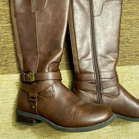 NWOT Guess Knee Boots - Picture 1 of 4